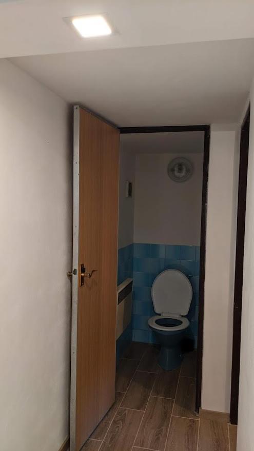 Chalupa u rybníka Střehom Dolní Bousov Exterior foto